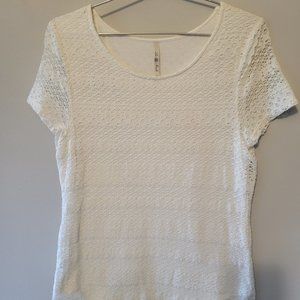 Leo & Nicole White Lace Top - small